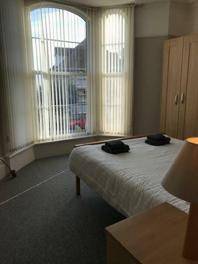 Cannon House Weston-super-Mare Extérieur photo